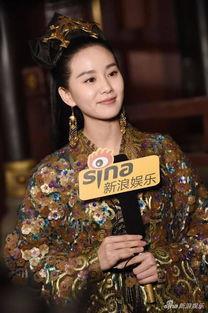 杨幂采访口音最新爆料,揭秘明星私下语言魅力